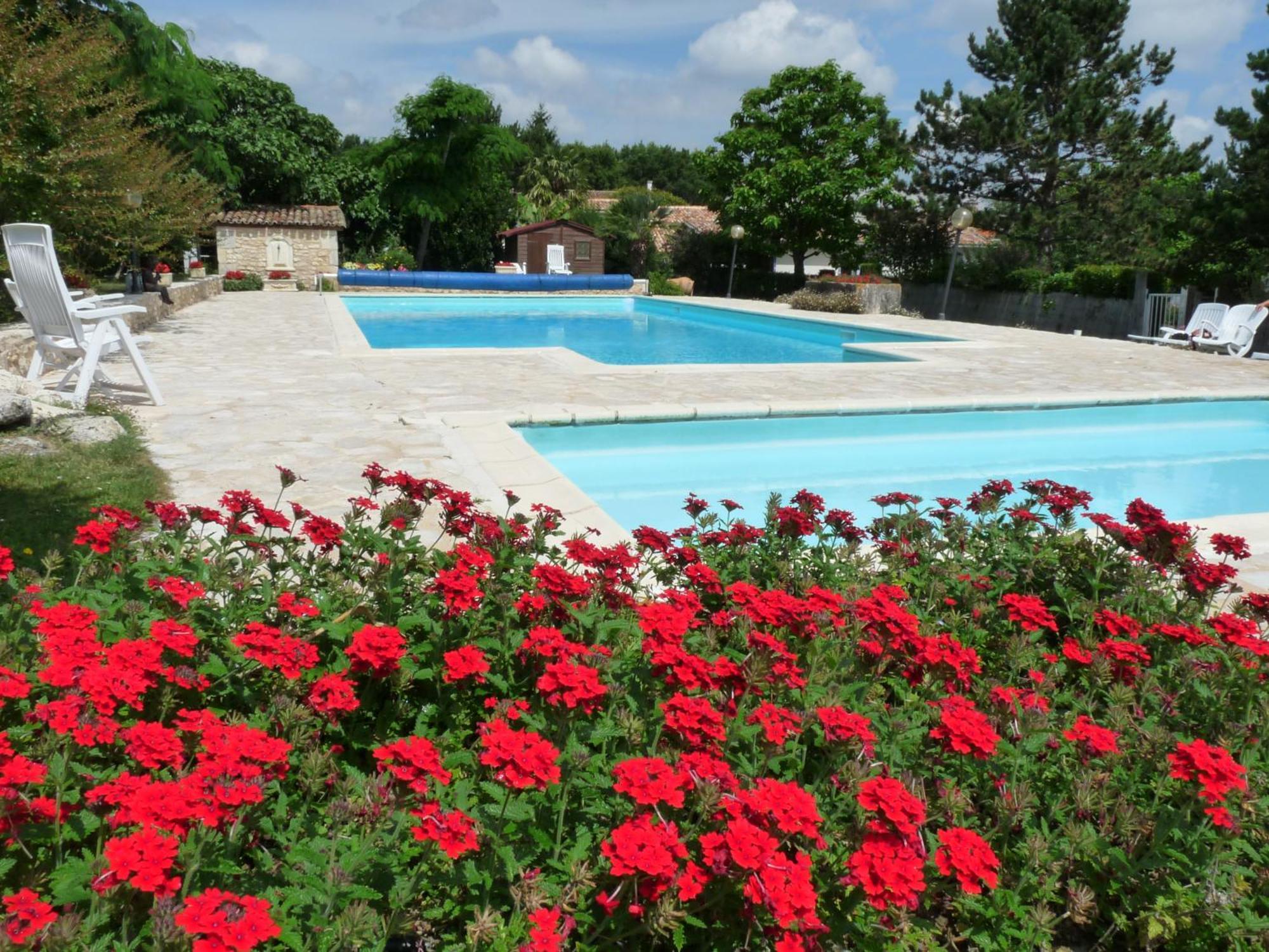 Gites Chez Belliveau Meursac Exteriör bild